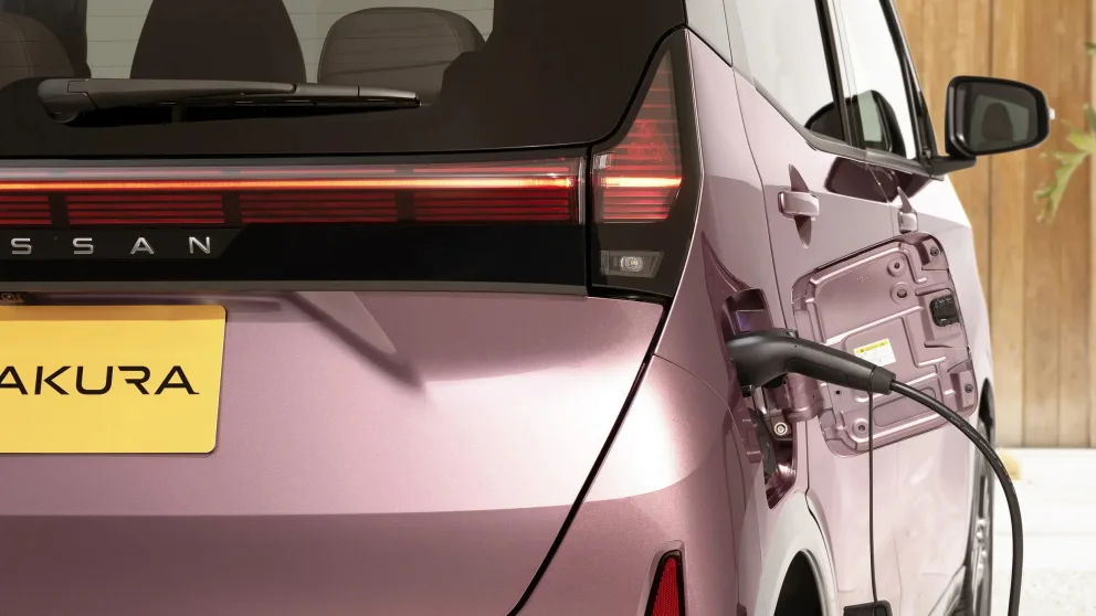 Nissan Sakura får ansiktsløft – Japans mest solgte elbil låner fronten fra Leaf