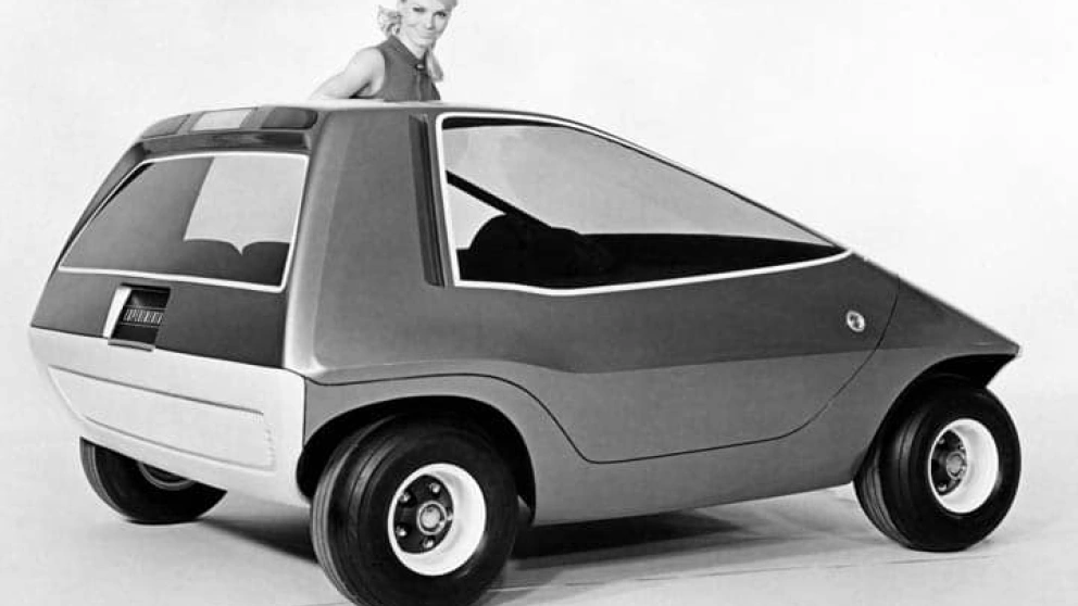 Glemt i et uthus i nesten 50 år: 1967 AMC Amitron er tilbake som elbilpioner