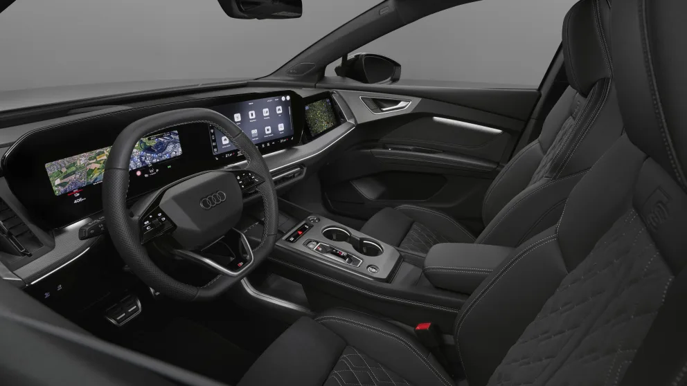 Nye Audi Q4 e-tron: nytt interiør, opptil 557 km rekkevidde og V2L som standard — bestilling åpner i mai