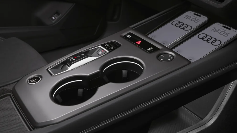 Nye Audi Q4 e-tron: nytt interiør, opptil 557 km rekkevidde og V2L som standard — bestilling åpner i mai