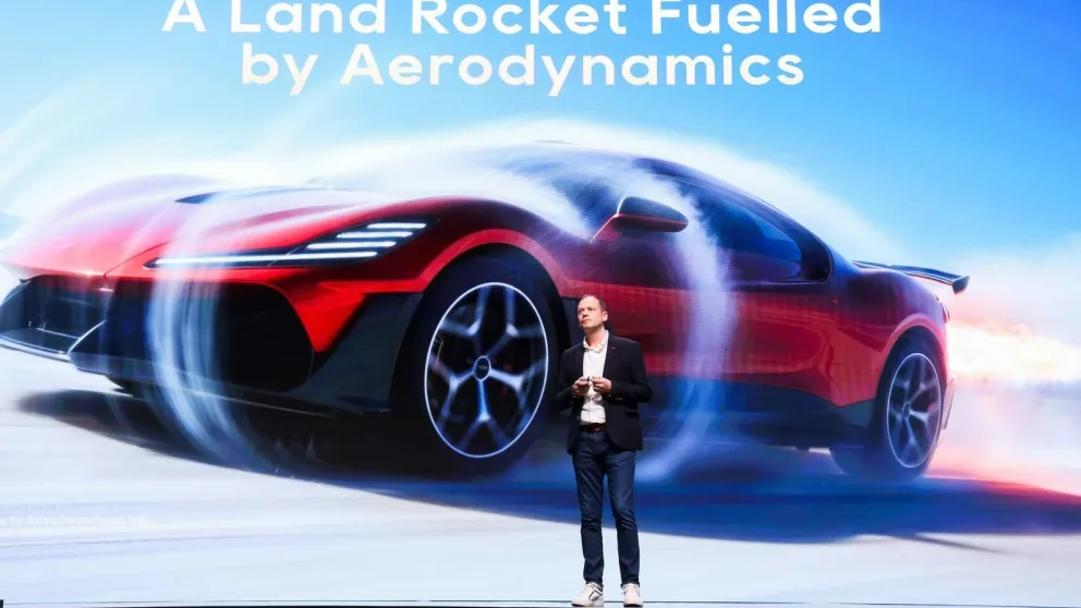 Støvsugerprodusenten Dreame viser superbil med rakettmotorer: 0–100 på 0,9 sekunder og fastbatteri med 450 Wh/kg