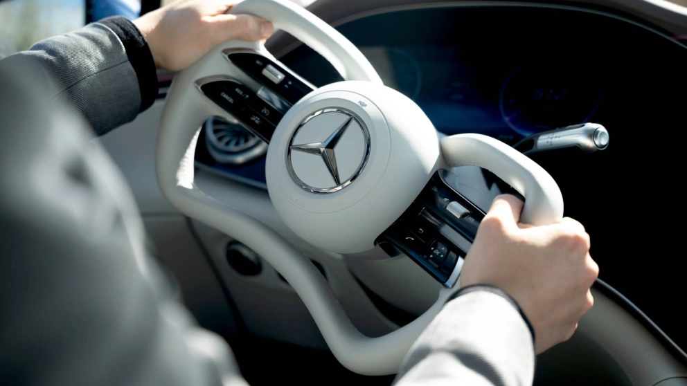 Mercedes EQS får steer-by-wire – og et ratt du ikke har sett maken til