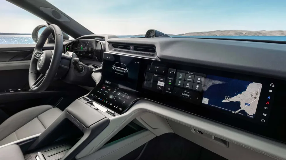 Porsche Cayenne Coupé Electric: 1 156 hk, 669 km rekkevidde og en taklinje hentet fra 911