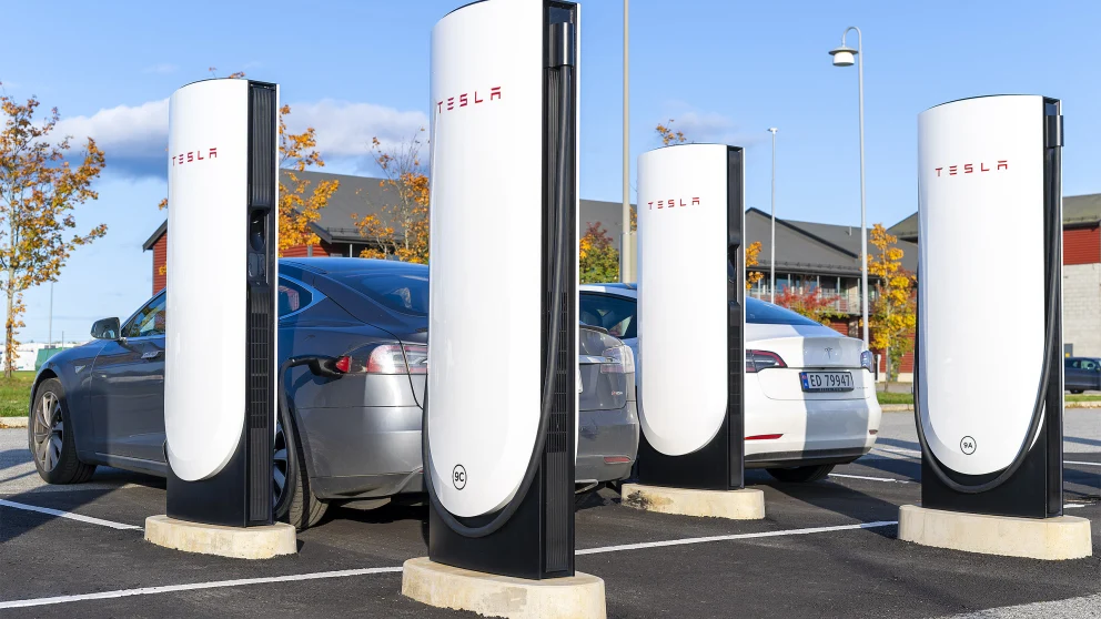 Tesla er nå dyrest på hurtiglading i Norge – 8,30 kr/kWh på de mest brukte stasjonene