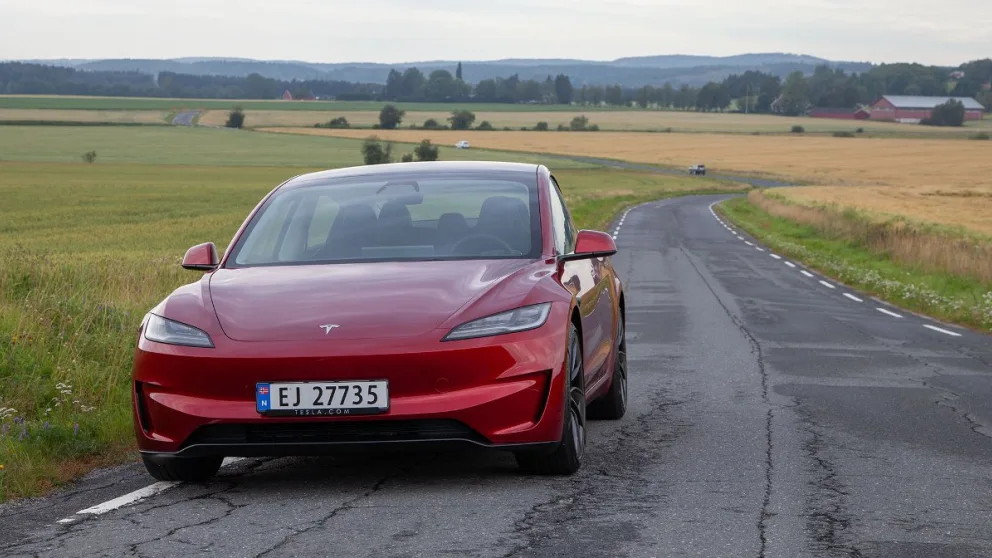Tesla Model 3 har utfordringer med rust. Det får stadig flere erfare