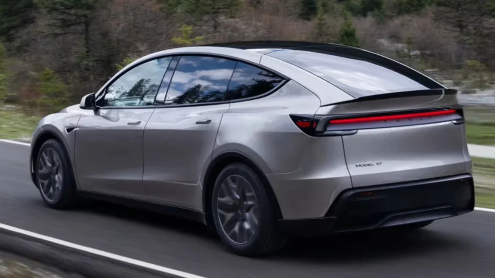 Tesla Model Y L nærmer seg europeisk lansering – kan komme til Norge i 2026