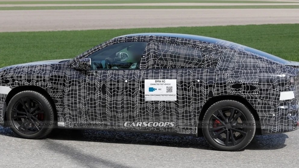 BMW iX4 avslørt i nye spionbilder: Coupé-SUV med imponerende rekkevidde