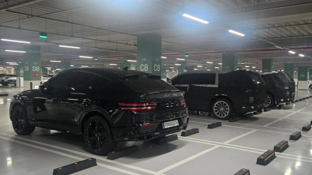 Genesis GV90 er en gigant – se den ved siden av Kia EV9