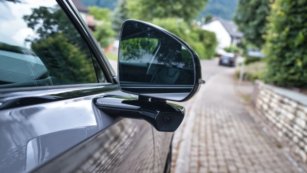 Vi kjørte Volvo ES90: Limousinen som gjør deg usikker på hva Volvo egentlig er
