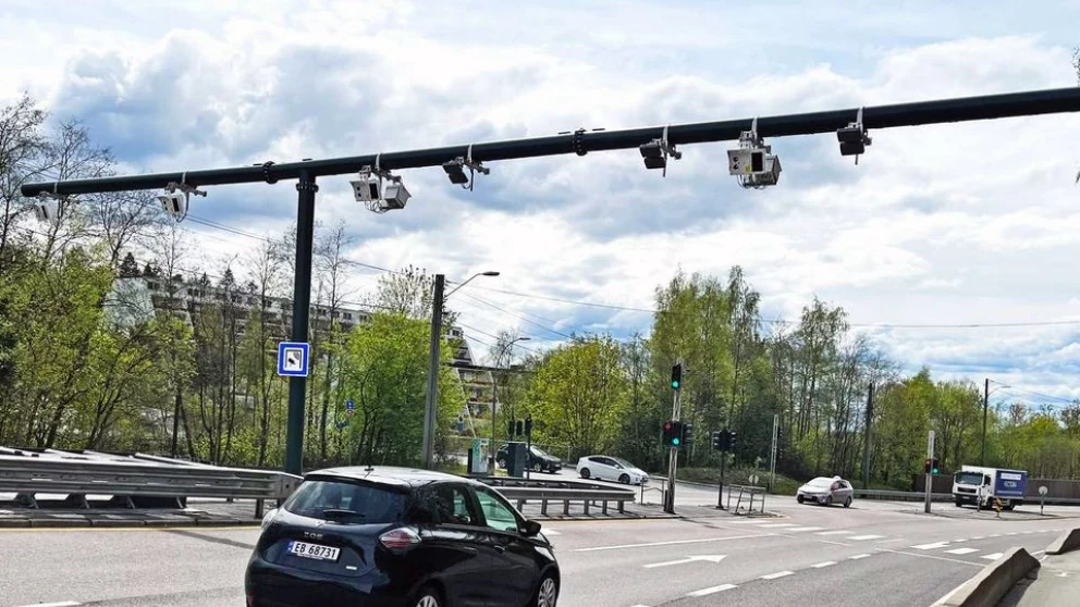 NAF advarer mot bompengesjokk på sommerens bilferie med elbil