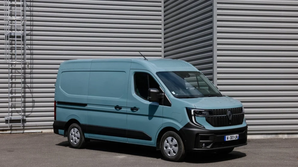 Renault oppgraderer Master E-Tech: ny batterikjemi, V2G-støtte og flere varianter