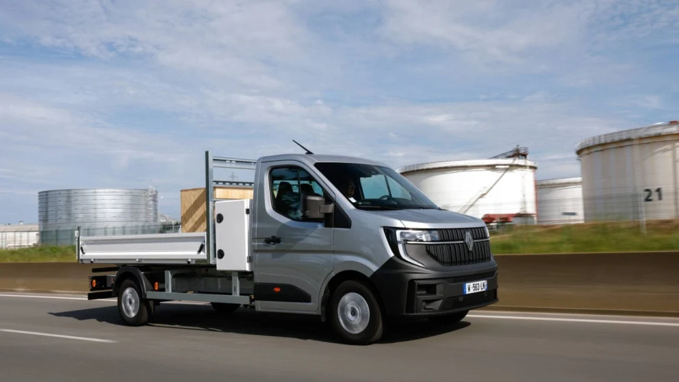 Renault oppgraderer Master E-Tech: ny batterikjemi, V2G-støtte og flere varianter