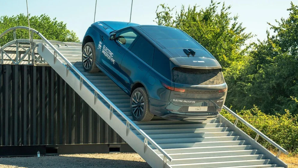 Range Rover Sport Electric er kjørt – og de første inntrykkene er lovende