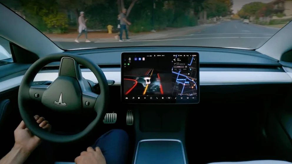 Frankrike sier nei til Tesla FSD – krever EU-godkjenning før systemet slippes inn