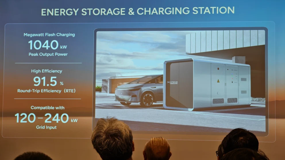 XPeng viser ladestasjon med 1 040 kW – vil bygge Europas raskeste ladenettverk