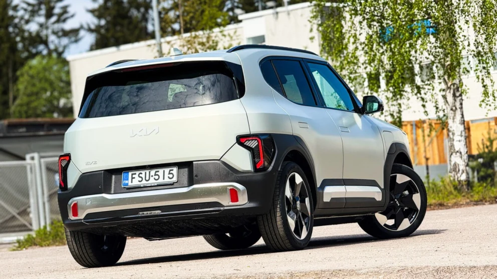 Kia EV2: Kompakt elbil med klassens lengste rekkevidde – men prisen skaper debatt