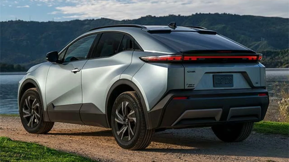 Toyota C-HR EV er tilbake: AWD, 338 hk og opptil 460 km rekkevidde