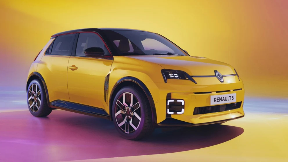Renault 5 får større batteri og kraftigere motor – oppdatering er rett rundt hjørnet