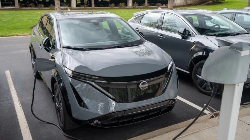 Europa krysser en grense med elbilen: nå er én av fire elektrisk, og de billige modellene begynner å avgjøre spillet. Kilde: motor.es