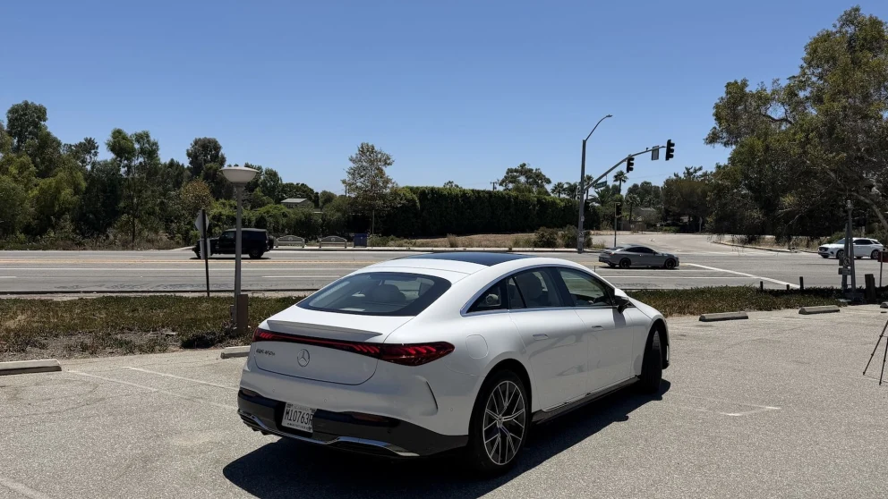 Mercedes EQS får 800-volt, større batteri og steer-by-wire