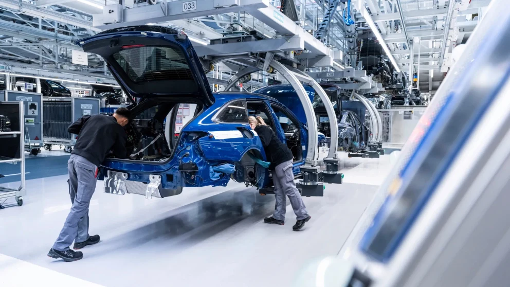 VW vurderer å stenge fire tyske fabrikker innen 2034