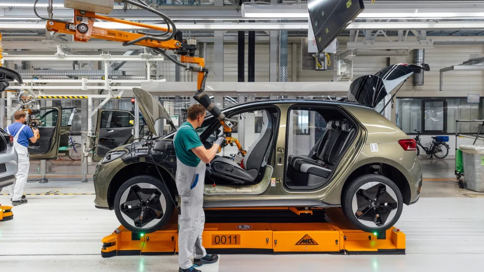 VW vurderer å stenge fire tyske fabrikker innen 2034