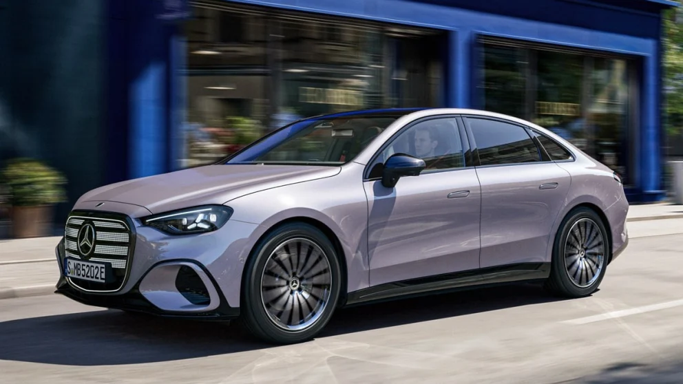 Mercedes åpner bestilling av elektrisk C 300 4Matic — koster nesten 5000 euro mindre enn storebror