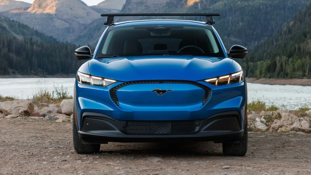 2027 Ford Mustang Mach-E Trail. Kilde: insideevs.com