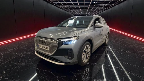 AUDI Q4 50 E TRON 50 QUATTRO ADVANCED BUSINESS+LAV KM+KROK+ACC+