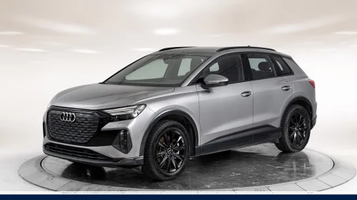 AUDI Q4 45 E TRON Q4 45 e-tron quattro bus edt | H.Feste | LED-Matrix |