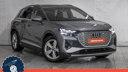 AUDI Q4 50 E TRON 50 quattro Matrix/Krok/Kamera/Sonos/HUD/Soltak
