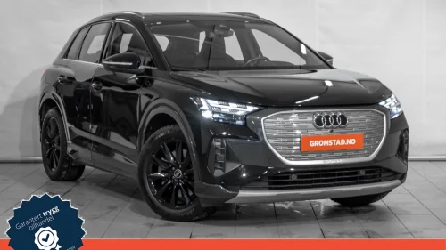 AUDI Q4 45 E TRON 45 Business Plus quattro Matrix/Sonos/Pano/Krok