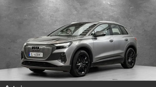 AUDI Q4 45 e-tron Q4 45 e-tron quattro edt plus HENGERFESTE/RYGGEKAMERA/+