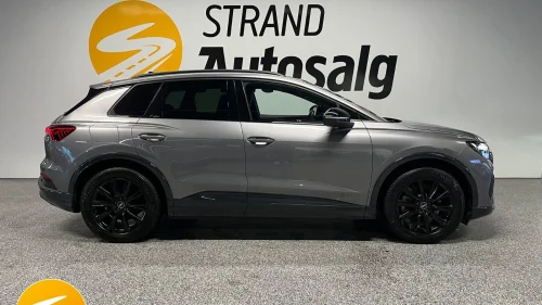 AUDI Q4 40 E TRON 40 Norsk S line El.Sportsseter AdaptivCruise Krok LED