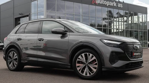 AUDI Q4 45 E TRON 45QUATTRO/S-LINE/SKINN/SPORTSETER/KEYLESS/KROK/NORSK