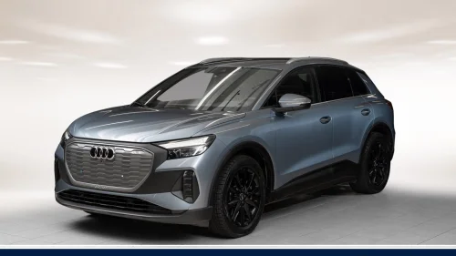 AUDI Q4 45 E TRON 45 quattro, HUD, Sonos, MMI Navi, Hengerfeste, R.Kamera