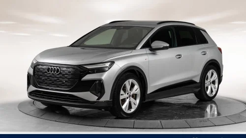 AUDI Q4 50 e-tron 50 quattro, SONOS, 360kamera, Krok,Navi,El.seter,ACC+++