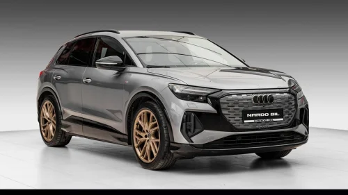 AUDI Q4 50 E TRON 50 E-Tron/2x S-Line/Krok/Sonos/Matrix/HUD/Keyless/ACC