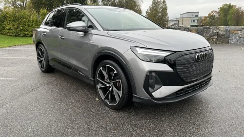 AUDI Q4 50 E TRON 50 Quattro-2xS-line-Krok-21" S.hjul-360 Kamera-ACC-PEN