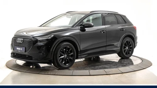 AUDI Q4 45 E TRON 45 quattro Business Krok/Kamera/Matrix/ACC