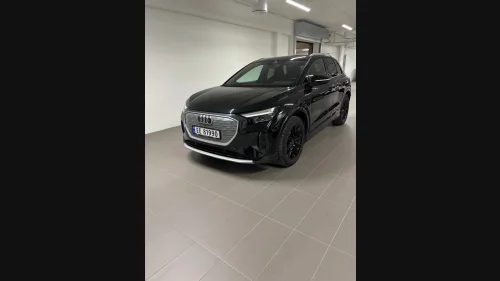 AUDI Q4 50 E TRON