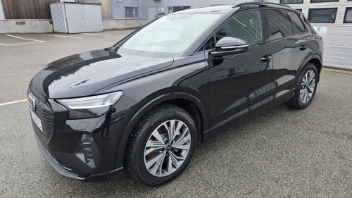 AUDI Q4 55 e-tron 55 quattro Edition S line(K)