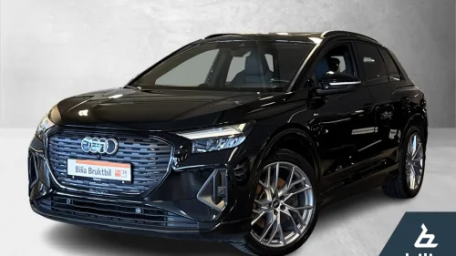AUDI Q4 50 E TRON quattro S-Line ,Panorama, ACC, Hengerfeste, HeadUp