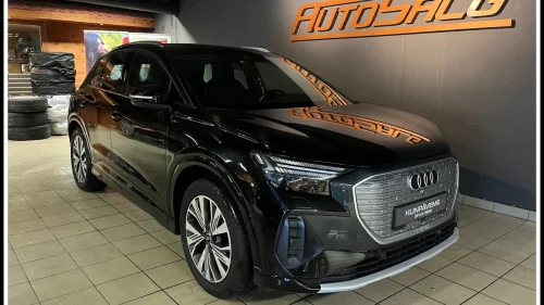 AUDI Q4 50 E TRON 50 Quattro Sport Navi/ACC/Matrix/Krok/Kamera/Sonos++