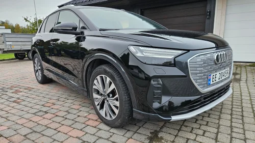 AUDI Q4 50 E TRON 50 quattro Adv. Business plus