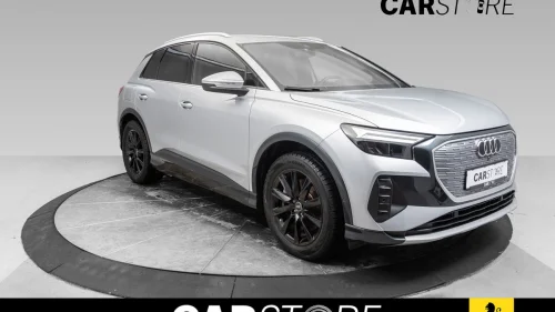 AUDI Q4 50 E TRON 50 quattro Adv. Business plus ACC/Navi/S-line/Sonos/NAF