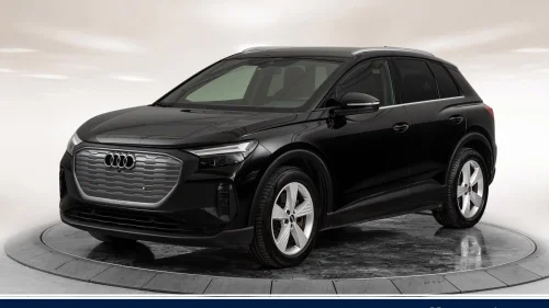 AUDI Q4 45 E TRON 45 quattro, SONOS, H.feste, R.kamera, LED, Sporsseter++