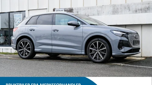 AUDI Q4 45 e-tron 45 - S-line/Hengerfeste/HeadUp +++