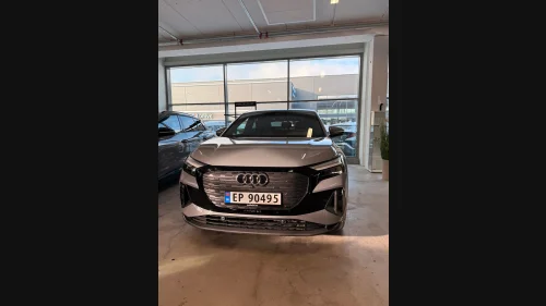 AUDI Q4 Sportback 45 e-tron 45 quattro Edition S line (K)