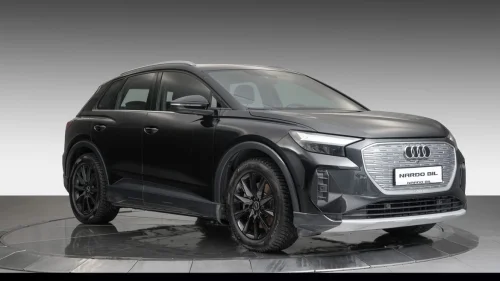 AUDI Q4 50 E TRON Q4 e-tron 50 quattro, Hengerfeste, Sonos